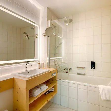 Hotel Post 4*