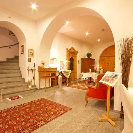 Hotel Post 4*